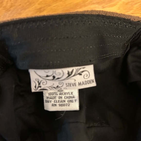 Steve Madden Brushed Plaid Cap with Brown Brim - Picture 6 of 6